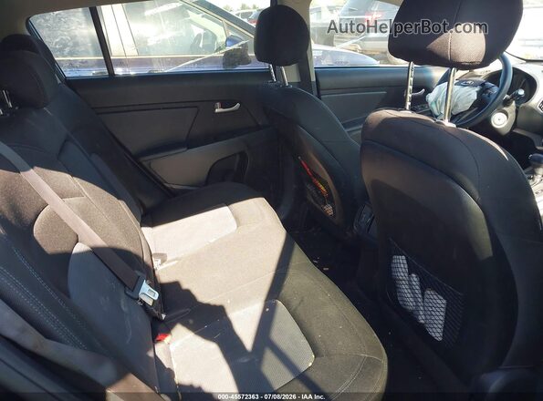 KNDPBCAC4G7863680 2016 KIA SPORTAGE Black Vista de la etiqueta del VIN