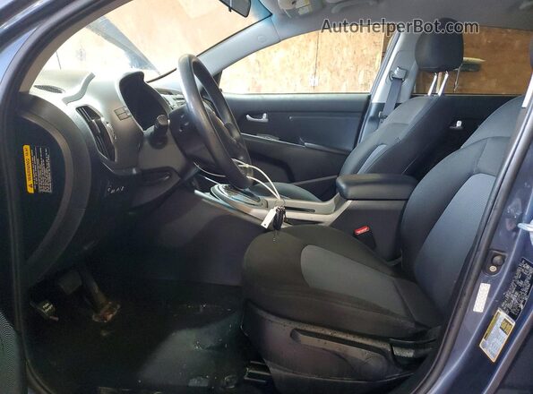 KNDPBCAC5G7874543 2016 KIA SPORTAGE Blue Front interior view