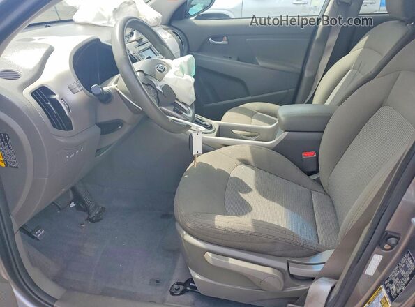 KNDPBCAC7G7872888 2016 KIA SPORTAGE Gray Front interior view