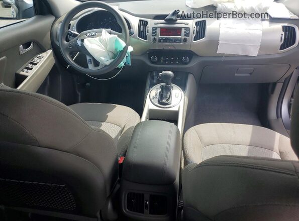 KNDPBCAC7G7872888 2016 KIA SPORTAGE Gray Dashboard view