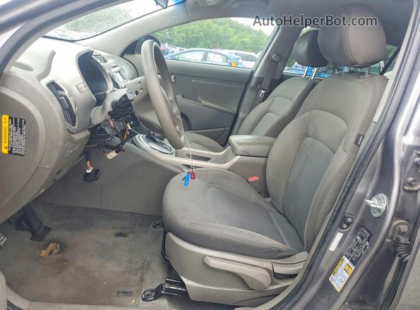 KNDPBCAC8G7813302 2016 KIA SPORTAGE Gray Вид салону спереду