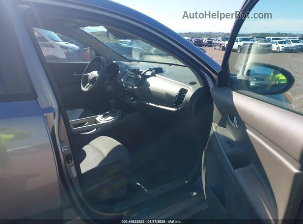 KNDPBCAC8G7864086 2016 KIA SPORTAGE Silver Vista interior delantera