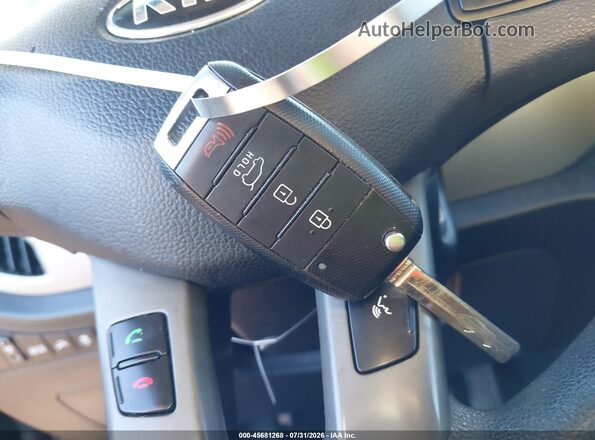 KNDPBCACXG7855857 2016 KIA SPORTAGE Black Առջևի վահանակի տեսք