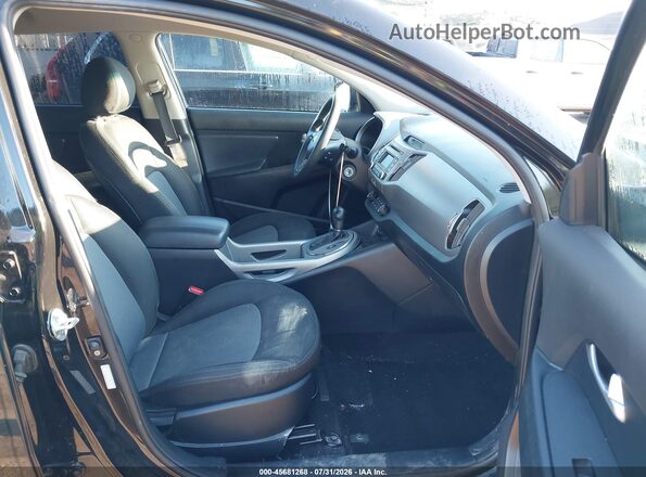 KNDPBCACXG7855857 2016 KIA SPORTAGE Black Սալոնի դիմացի տեսք