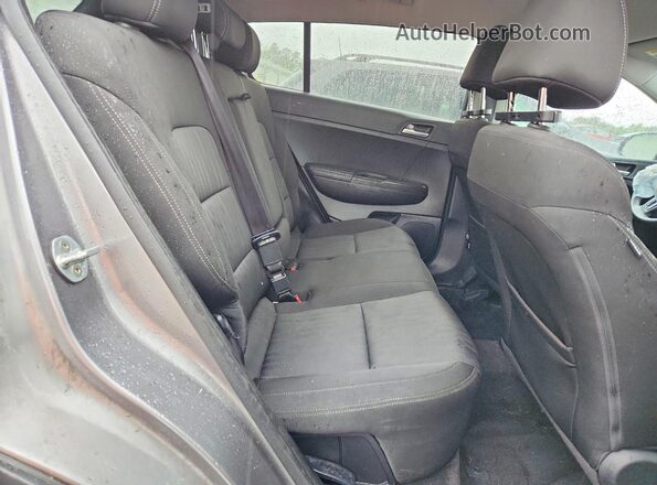KNDPM3AC0H7132420 2017 KIA SPORTAGE Серебряный Вид задней части салона
