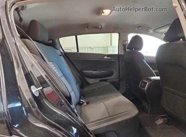 KNDPM3AC0J7425241 2018 KIA SPORTAGE Черный Вид задней части салона