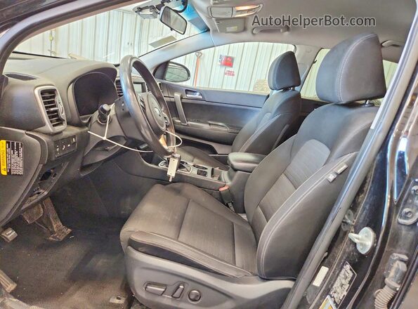 KNDPM3AC0J7425241 2018 KIA SPORTAGE Черный Вид салона спереди