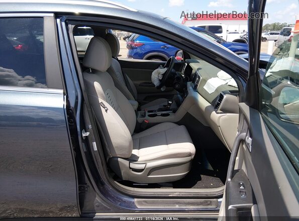 KNDPM3AC0J7490560 2018 KIA SPORTAGE Blue წინა სალონის ხედი