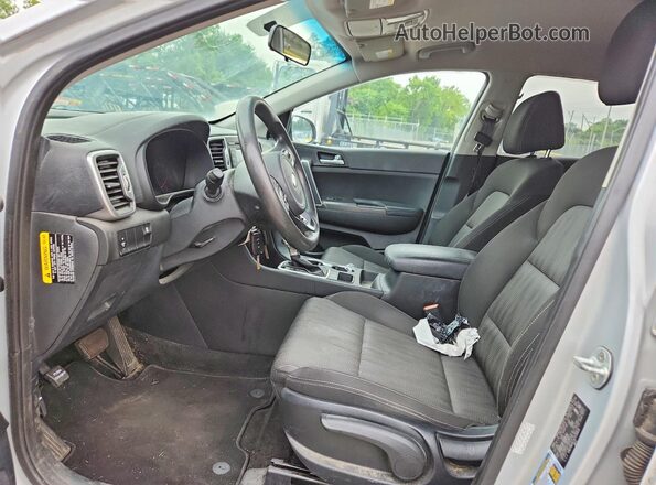 KNDPM3AC1H7156614 2017 KIA SPORTAGE Silver Vista interior delantera