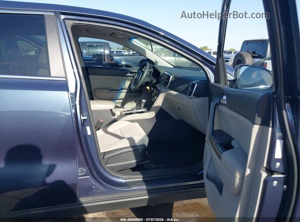 KNDPM3AC3L7795439 2020 KIA SPORTAGE Синий Вид салона спереди