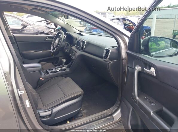 KNDPM3AC4H7294440 2017 KIA SPORTAGE Gray Widok wnętrza z przodu