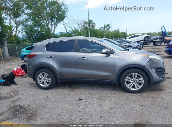 KNDPM3AC4H7294440 2017 KIA SPORTAGE Gray Widok wnętrza z tyłu