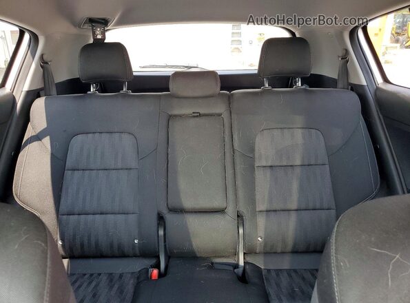 KNDPM3AC4K7538224 2019 KIA SPORTAGE Серебряный Вид задних сидений