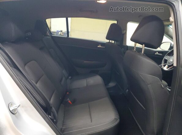KNDPM3AC4L7639247 2020 KIA SPORTAGE Silver Vista interior trasera