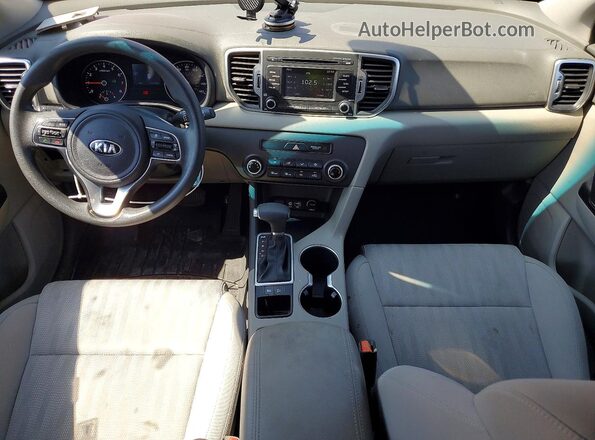 KNDPM3AC6H7289725 2017 KIA SPORTAGE Красный Вид панели приборов