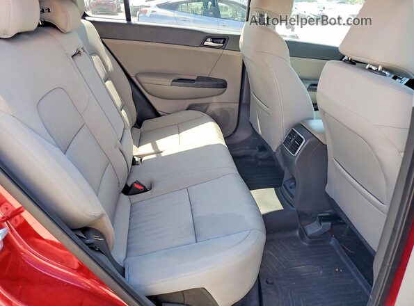 KNDPM3AC6H7289725 2017 KIA SPORTAGE Красный Вид задней части салона