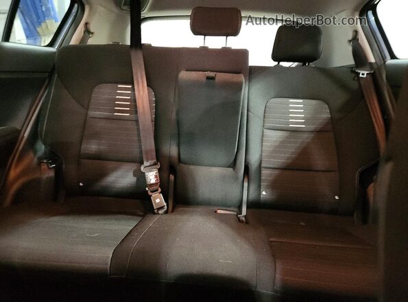 KNDPM3AC6J7482012 2018 KIA SPORTAGE Blue უკანა სავარძლების ხედი