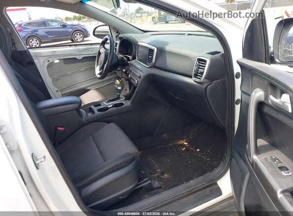 KNDPM3AC6N7975825 2022 KIA SPORTAGE Белый Вид салона спереди