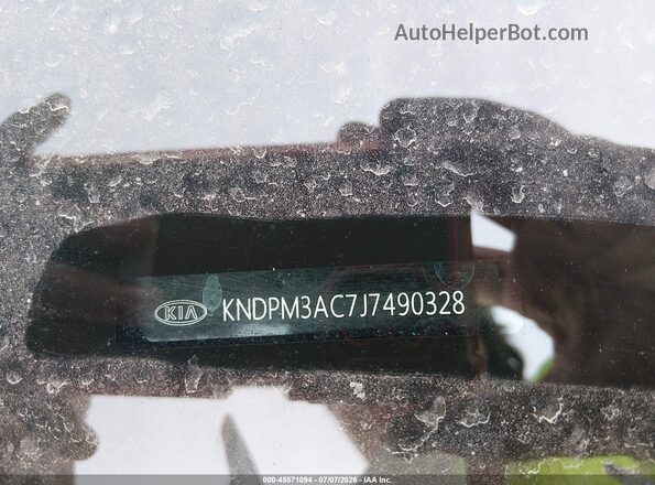 KNDPM3AC7J7490328 2018 KIA SPORTAGE White Engine compartment view