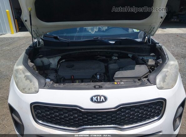 KNDPM3AC7J7490328 2018 KIA SPORTAGE White Rear view