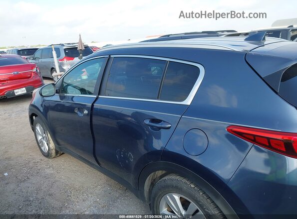 KNDPM3AC8H7227582 2017 KIA SPORTAGE Blue Rear interior view