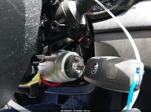 KNDPM3AC9H7226232 2017 KIA SPORTAGE Silver Вид спереду