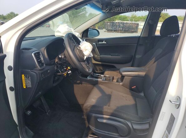 KNDPM3ACXH7217569 2017 KIA SPORTAGE Белый Вид салона спереди