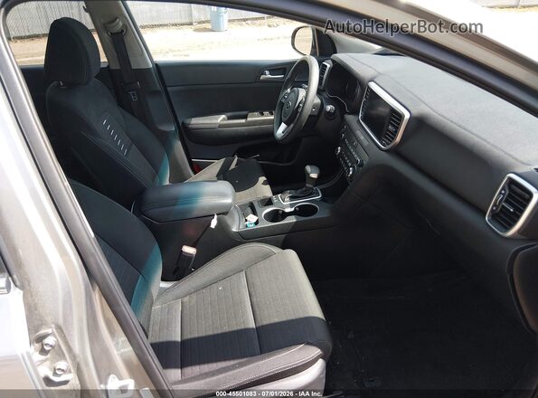 KNDPMCAC0N7002570 2022 KIA SPORTAGE Silver Vista interior delantera