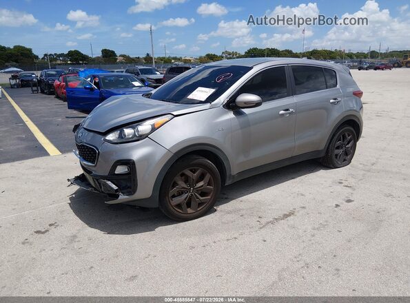 KNDPMCAC0N7956087 2022 KIA SPORTAGE Silver Vista tres cuartos delantera izquierda