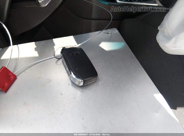 KNDPMCAC0N7956087 2022 KIA SPORTAGE Silver Vista del salpicadero