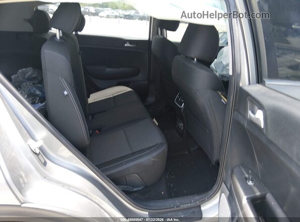 KNDPMCAC0N7956087 2022 KIA SPORTAGE Silver Vista de la etiqueta del VIN