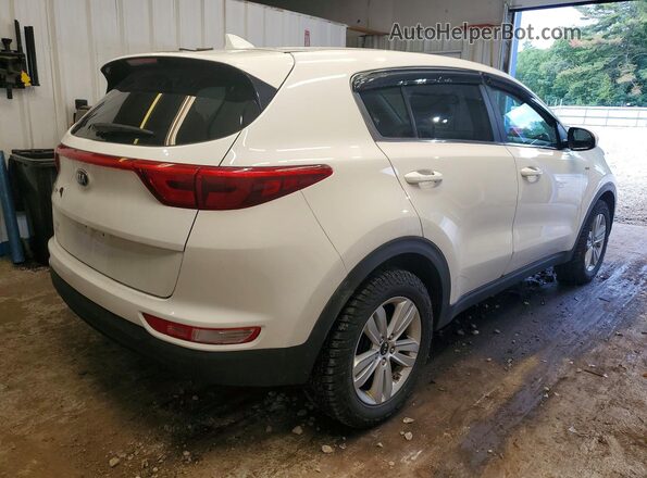 KNDPMCAC1H7117408 2017 KIA SPORTAGE Белый Задняя правая четверть