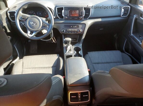 KNDPMCAC1H7248676 2017 KIA SPORTAGE Red Вид панелі приладів