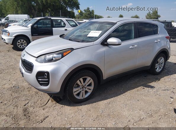 KNDPMCAC1H7274033 2017 KIA SPORTAGE Серебряный Передняя левая четверть
