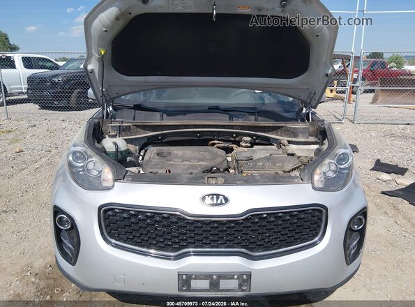 KNDPMCAC1H7274033 2017 KIA SPORTAGE Серебряный Вид сзади