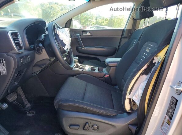KNDPMCAC1J7418234 2018 KIA SPORTAGE Silver Սալոնի դիմացի տեսք