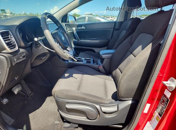KNDPMCAC1M7932394 2021 KIA SPORTAGE Red Vista interior delantera