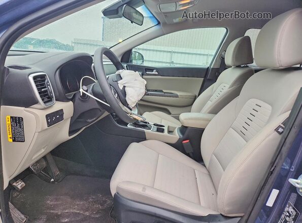 KNDPMCAC2N7024926 2022 KIA SPORTAGE Blue წინა სალონის ხედი