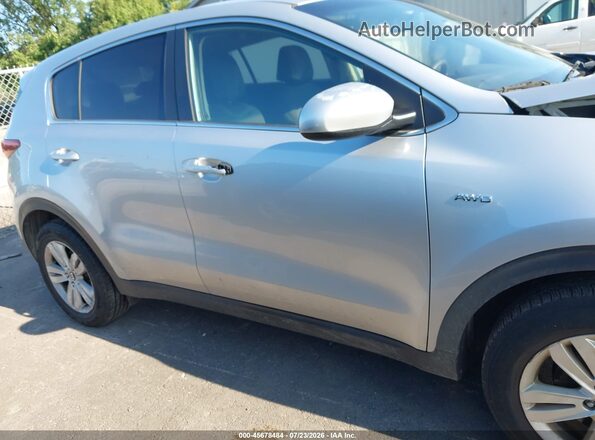 KNDPMCAC3H7225139 2017 KIA SPORTAGE Серебряный Вид задней части салона