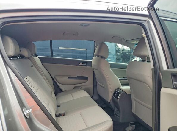 KNDPMCAC3H7239512 2017 KIA SPORTAGE Gray Սալոնի հետևի տեսք
