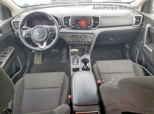 KNDPMCAC3J7346548 2018 KIA SPORTAGE Silver Widok deski rozdzielczej