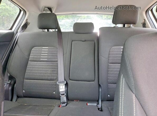 KNDPMCAC3J7346548 2018 KIA SPORTAGE Silver Widok tylnych siedzeń