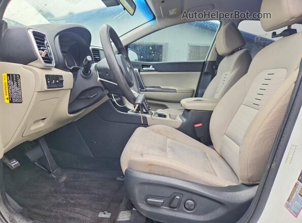 KNDPMCAC3L7704010 2020 KIA SPORTAGE White Սալոնի դիմացի տեսք