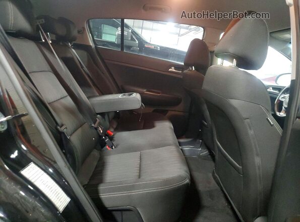 KNDPMCAC4H7078717 2017 KIA SPORTAGE Black Rear seats view