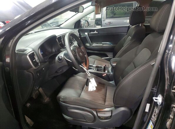 KNDPMCAC4H7078717 2017 KIA SPORTAGE Black Front interior view