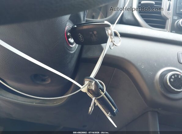 KNDPMCAC4H7242175 2017 KIA SPORTAGE Blue Вид панелі приладів