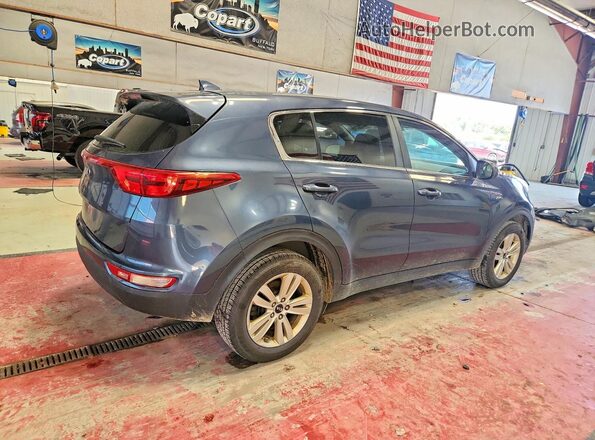 KNDPMCAC4J7308102 2018 KIA SPORTAGE Blue Rear right