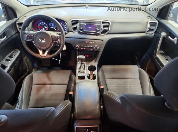 KNDPMCAC4J7308102 2018 KIA SPORTAGE Blue Dashboard view