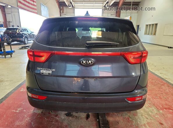 KNDPMCAC4J7308102 2018 KIA SPORTAGE Blue Rear view