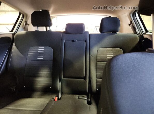KNDPMCAC4J7403579 2018 KIA SPORTAGE Silver Rear seats view